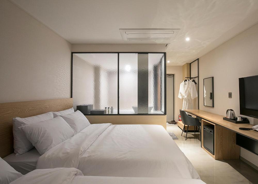 Hotel Wolmido Inchon Exteriör bild